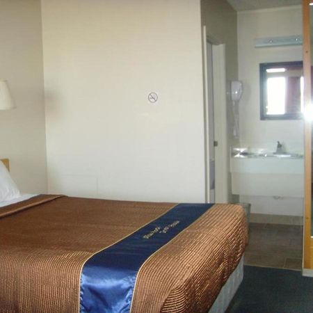 Skyview Swift Current Otel Dış mekan fotoğraf