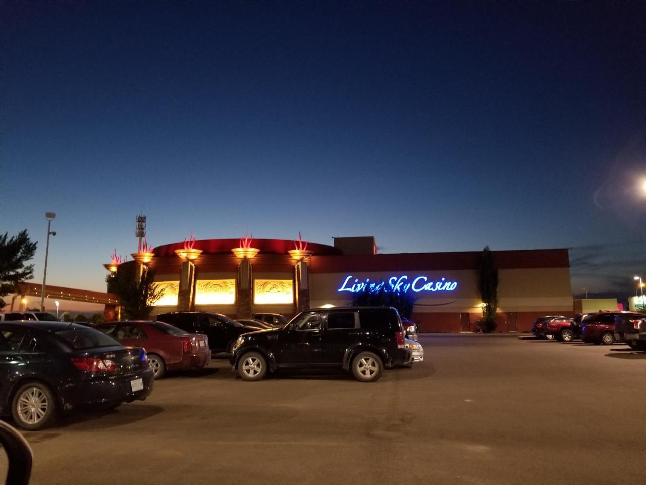 Skyview Swift Current Otel Dış mekan fotoğraf